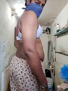 Snapshot of Brown69_guy chatting on November 23, 2025, 6:02 am Brown69 guy online show from November 23, 2025, 6:02 am