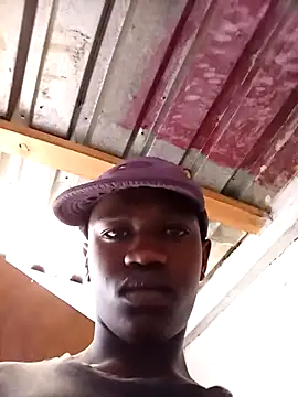 Snapshot of Thenaughtyboy360 chatting on October 1, 2025, 12:22 pm Thenaughtyboy360 online show from October 1, 2025, 12:22 pm