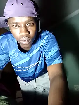 Snapshot of Thenaughtyboy360 chatting on October 5, 2025, 7:12 pm Thenaughtyboy360 online show from October 5, 2025, 7:12 pm