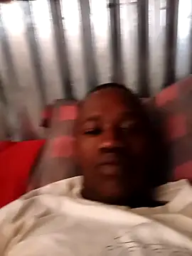 Snapshot of Thenaughtyboy360 chatting on October 27, 2025, 6:17 am Thenaughtyboy360 online show from October 27, 2025, 6:17 am