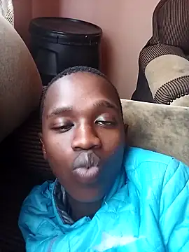 Snapshot of Thenaughtyboy360 chatting on November 4, 2025, 12:15 pm Thenaughtyboy360 online show from November 4, 2025, 12:15 pm