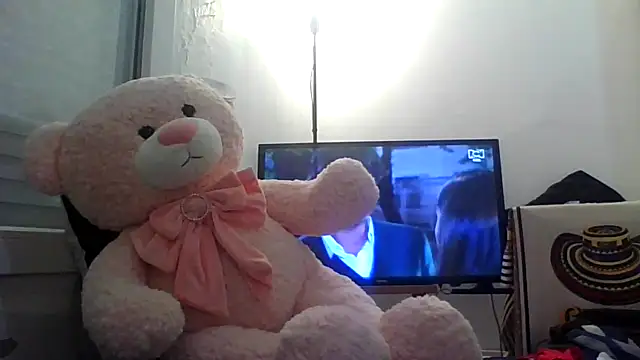 Snapshot of hotCOUPLEPETRA chatting on March 22, 2026, 5:33 am hotCOUPLEPETRA online show from March 22, 2026, 5:33 am