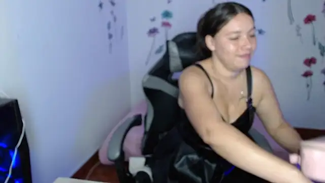 mariaana  222 online show from February 22, 2026, 4:46 am