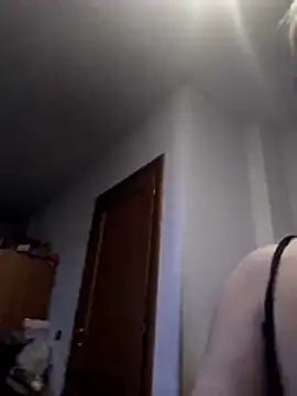 JessicaItalia online show from February 21, 2026, 10:27 am