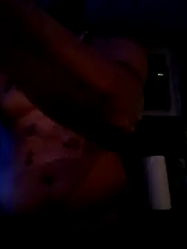 Snapshot of badboy2u2025 chatting on March 10, 2026, 3:00 am badboy2u2025 online show from March 10, 2026, 3:00 am