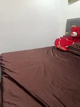 Scarlett 1819 online show from September 30, 2025, 2:55 pm