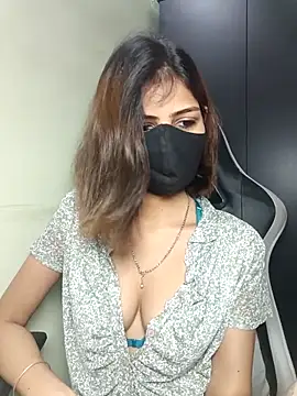 Snapshot of Isha_Sax chatting on October 1, 2025, 7:14 am Isha Sax online show from October 1, 2025, 7:14 am