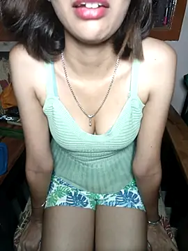 Snapshot of Isha_Sax chatting on October 11, 2025, 5:33 pm Isha Sax online show from October 11, 2025, 5:33 pm