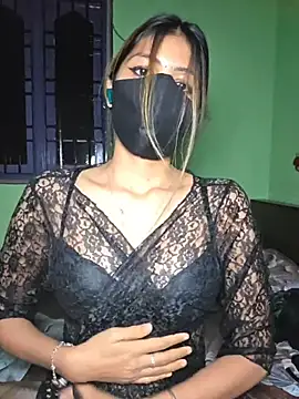 Isha Sax online show from May 3, 2026, 3:29 pm