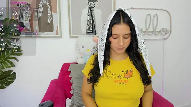 Snapshot of niia7 chatting on May 17, 2026, 7:43 pm niia7 online show from May 17, 2026, 7:43 pm