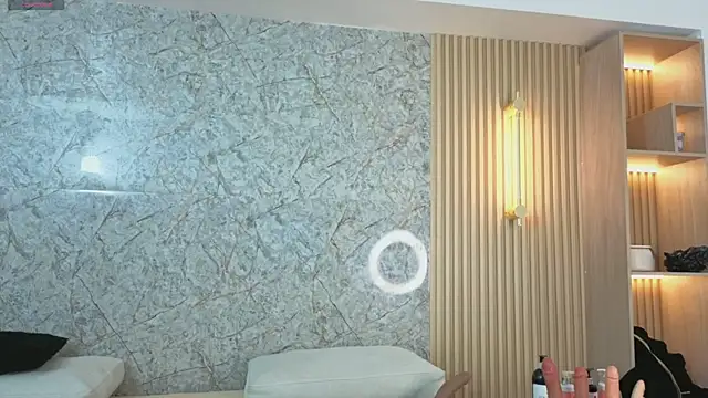 Antonella west online show from December 13, 2025, 8:47 pm