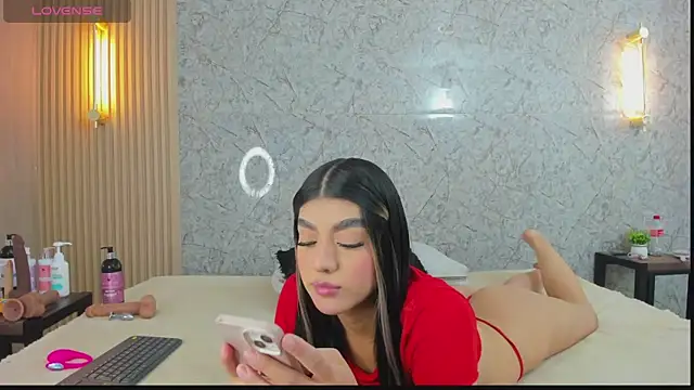 Snapshot of Antonella_west chatting on July 24, 2026, 9:46 pm Antonella west online show from July 24, 2026, 9:46 pm