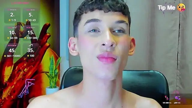 Snapshot of owen-stone chatting on September 9, 2025, 5:29 am owen-stone online show from September 9, 2025, 5:29 am