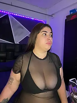 jazminslut online show from May 8, 2026, 3:23 am