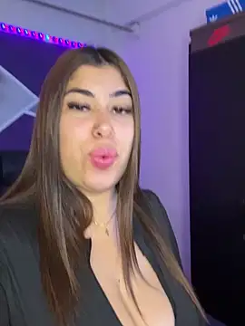 jazminslut online show from May 29, 2026, 2:42 am