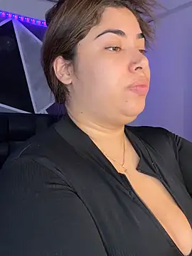jazminslut online show from June 4, 2026, 2:17 am