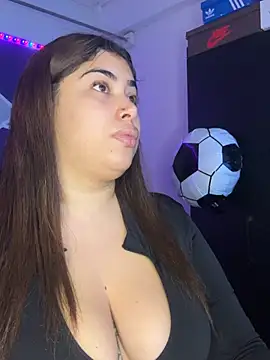 jazminslut online show from July 12, 2026, 2:35 am