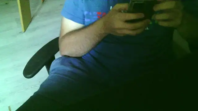 matlecoq2 online show from October 5, 2025, 3:32 pm