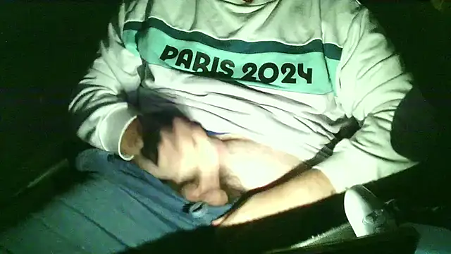 matlecoq2 online show from October 9, 2025, 8:40 pm