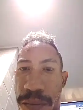 Snapshot of Kratos-Moreno chatting on May 19, 2026, 2:45 pm Kratos-Moreno online show from May 19, 2026, 2:45 pm