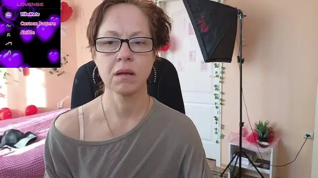 Ronda Roni online show from February 18, 2026, 6:42 am