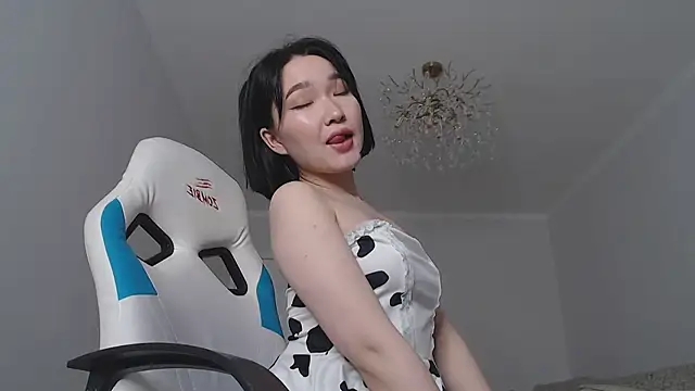 scamelia online show from March 10, 2026, 6:51 am