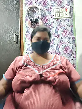 Liyaa 24 online show from April 26, 2026, 4:59 pm