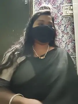 Snapshot of Liyaa_24 chatting on June 3, 2026, 5:29 pm Liyaa 24 online show from June 3, 2026, 5:29 pm