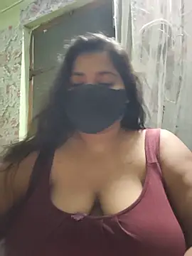 Snapshot of Liyaa_24 chatting on June 18, 2026, 5:17 pm Liyaa 24 online show from June 18, 2026, 5:17 pm