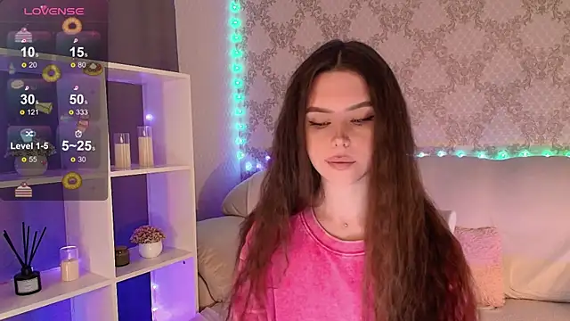 HolyMiax online show from May 18, 2026, 4:07 am