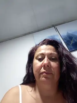 Snapshot of EmmaJhomson chatting on June 12, 2026, 12:53 am EmmaJhomson online show from June 12, 2026, 12:53 am