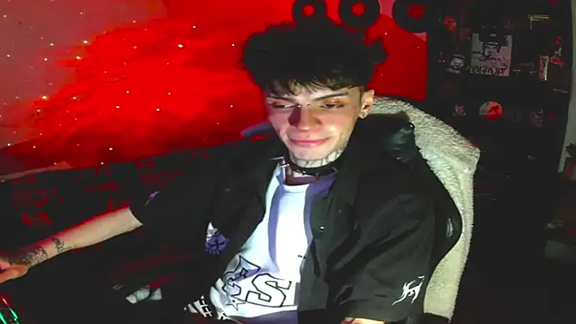 Snapshot of prince_x_dark chatting on September 19, 2025, 3:52 am prince x dark online show from September 19, 2025, 3:52 am