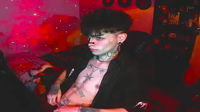 Snapshot of prince_x_dark chatting on October 14, 2025, 4:35 am prince x dark online show from October 14, 2025, 4:35 am