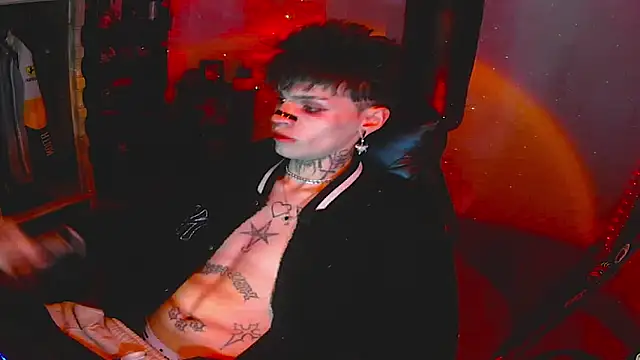 Snapshot of prince_x_dark chatting on November 4, 2025, 5:39 am prince x dark online show from November 4, 2025, 5:39 am