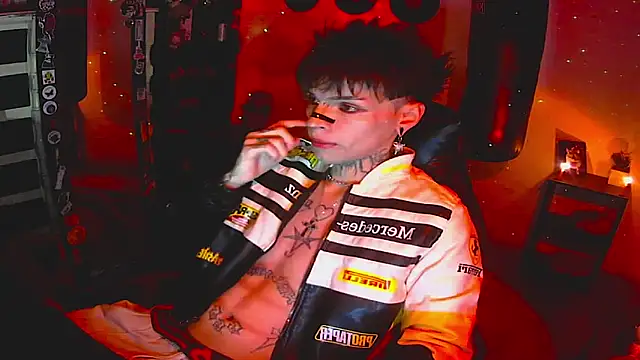 Snapshot of prince_x_dark chatting on November 5, 2025, 7:30 am prince x dark online show from November 5, 2025, 7:30 am