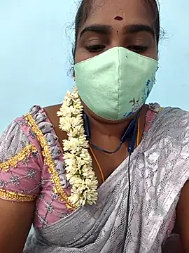 Snapshot of Tamil_riyalini12 chatting on November 20, 2025, 4:12 am Tamil riyalini12 online show from November 20, 2025, 4:12 am