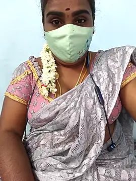 Snapshot of Tamil_riyalini12 chatting on December 4, 2025, 5:21 pm Tamil riyalini12 online show from December 4, 2025, 5:21 pm