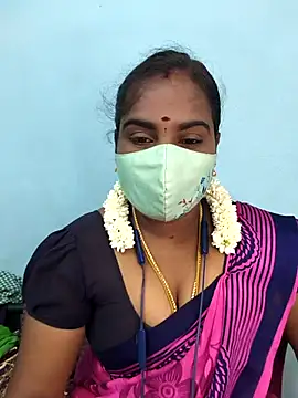 Snapshot of Tamil_riyalini12 chatting on May 13, 2026, 6:33 am Tamil riyalini12 online show from May 13, 2026, 6:33 am