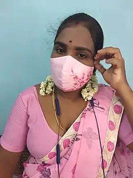 Snapshot of Tamil_riyalini12 chatting on May 20, 2026, 5:57 am Tamil riyalini12 online show from May 20, 2026, 5:57 am