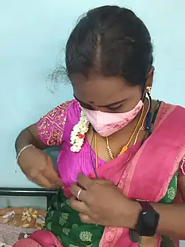 Snapshot of Tamil_riyalini12 chatting on June 6, 2026, 4:39 am Tamil riyalini12 online show from June 6, 2026, 4:39 am