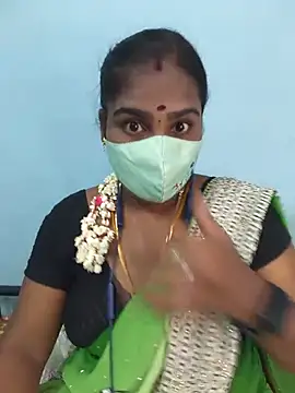 Snapshot of Tamil_riyalini12 chatting on June 10, 2026, 5:18 am Tamil riyalini12 online show from June 10, 2026, 5:18 am