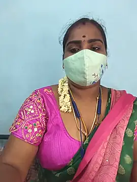 Snapshot of Tamil_riyalini12 chatting on June 25, 2026, 5:23 am Tamil riyalini12 online show from June 25, 2026, 5:23 am