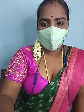 Snapshot of Tamil_riyalini12 chatting on July 4, 2026, 3:56 am Tamil riyalini12 online show from July 4, 2026, 3:56 am