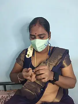 Snapshot of Tamil_riyalini12 chatting on July 6, 2026, 5:26 am Tamil riyalini12 online show from July 6, 2026, 5:26 am
