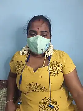 Snapshot of Tamil_riyalini12 chatting on July 9, 2026, 4:49 am Tamil riyalini12 online show from July 9, 2026, 4:49 am