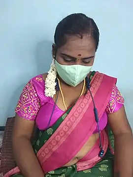 Snapshot of Tamil_riyalini12 chatting on July 25, 2026, 4:21 am Tamil riyalini12 online show from July 25, 2026, 4:21 am