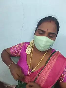 Snapshot of Tamil_riyalini12 chatting on August 1, 2026, 12:15 pm Tamil riyalini12 online show from August 1, 2026, 12:15 pm