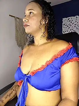 Snapshot of EbonyHorrny chatting on July 13, 2026, 11:57 am EbonyHorrny online show from July 13, 2026, 11:57 am