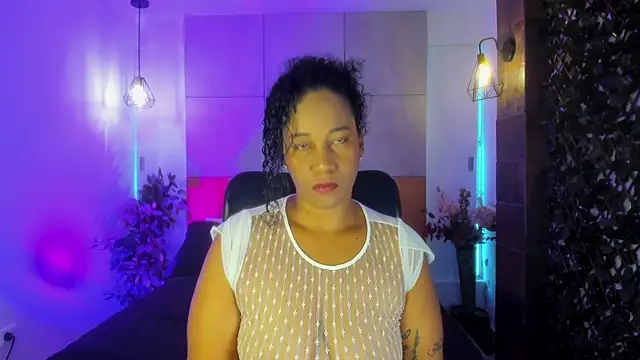 Snapshot of EbonyHorrny chatting on July 21, 2026, 11:45 am EbonyHorrny online show from July 21, 2026, 11:45 am