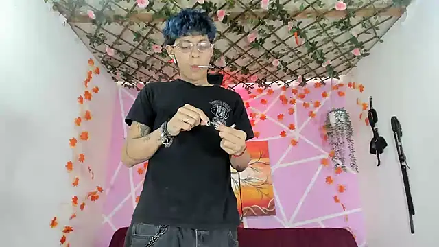 Snapshot of Bastian_boyshot77 chatting on September 14, 2025, 2:27 pm Bastian boyshot77 online show from September 14, 2025, 2:27 pm